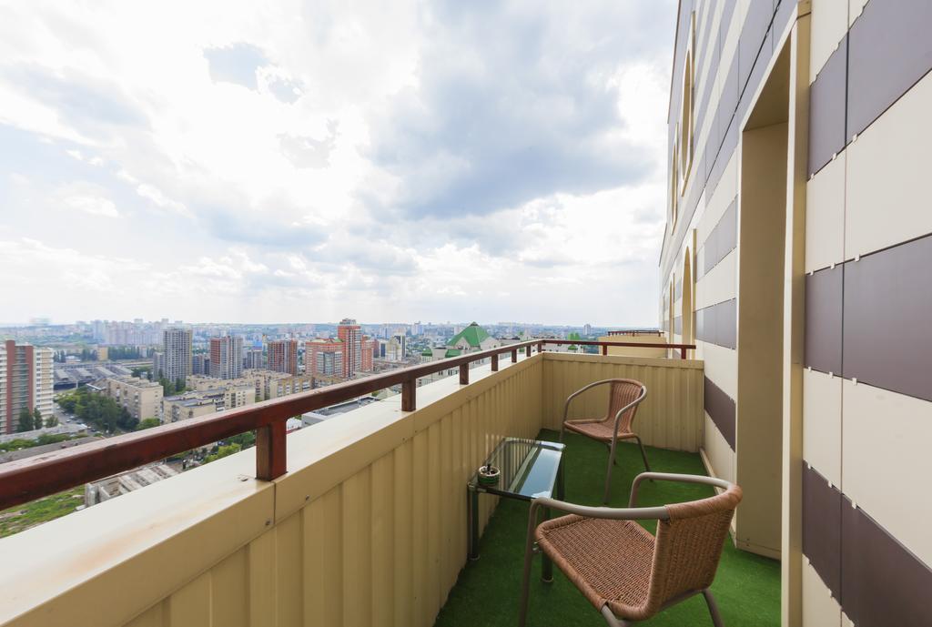 Apartment Prestige Hall Kiev Buitenkant foto