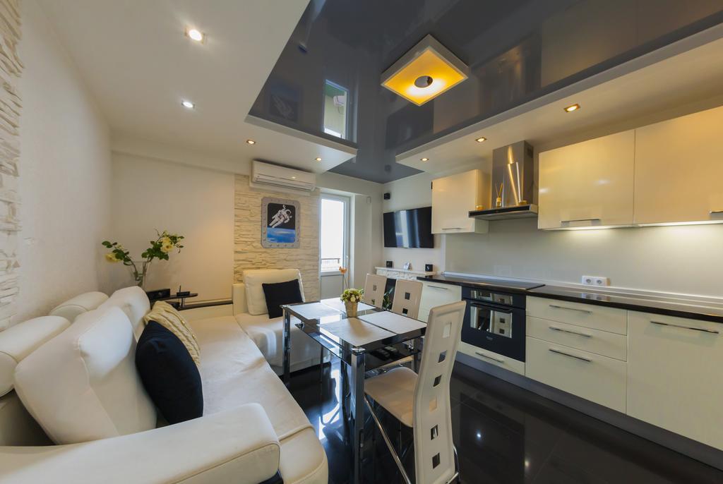 Apartment Prestige Hall Kiev Buitenkant foto